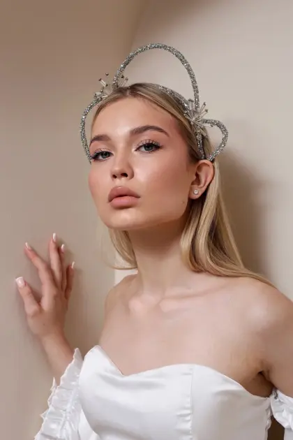 Daphne Kristal Taç
