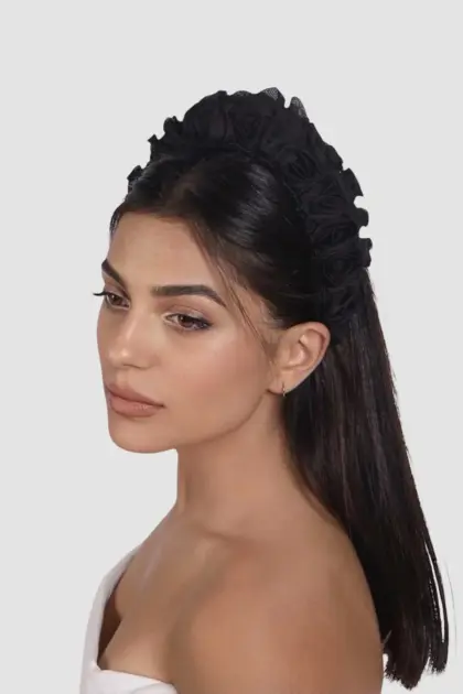 Victoria Taç Siyah Çiçekli Günlük Taç