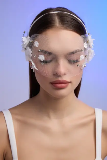 Celeste Vualet Taç
