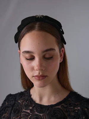 Alina Taç Siyah Günlük Taç
